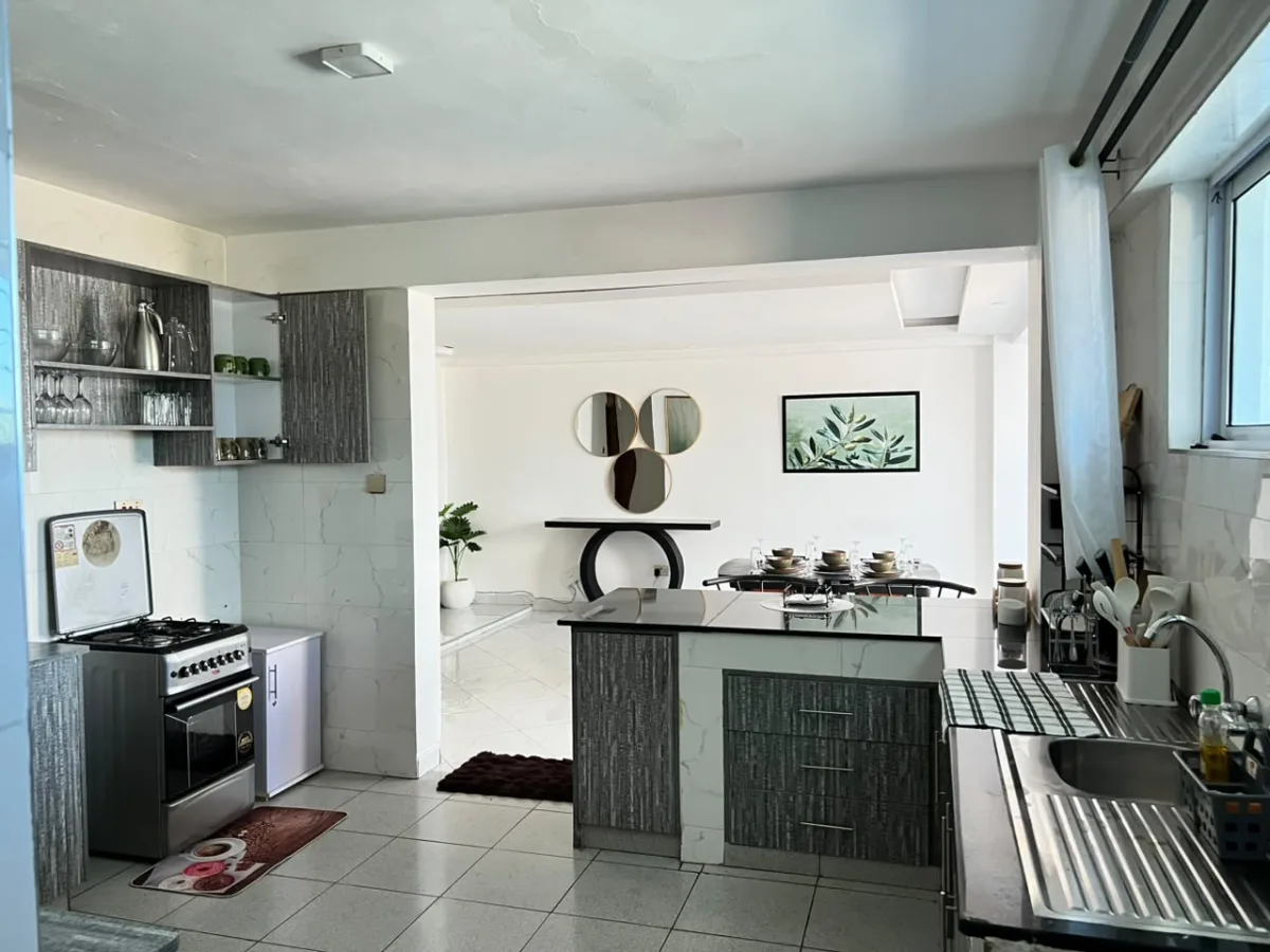 Tiny Cards Apartments photo 2